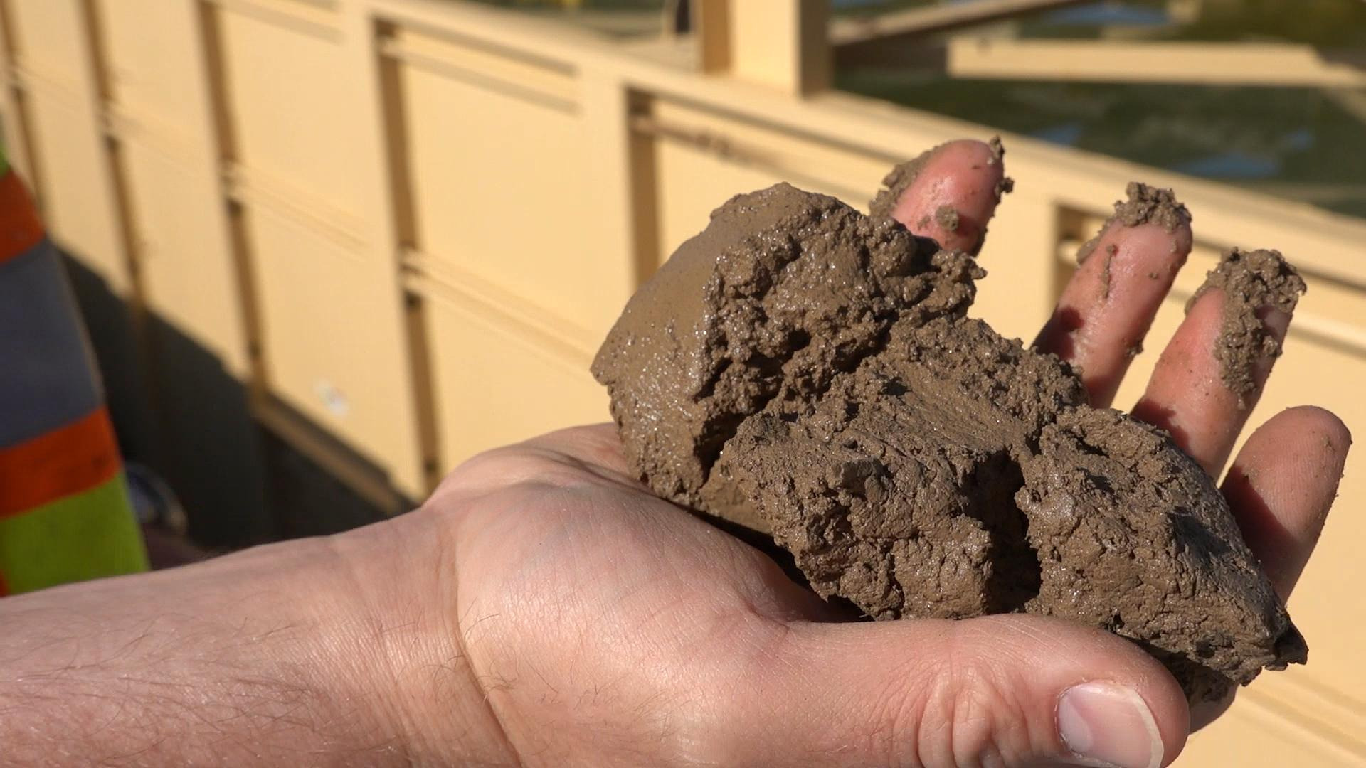 Mud Solids Off The Paddle